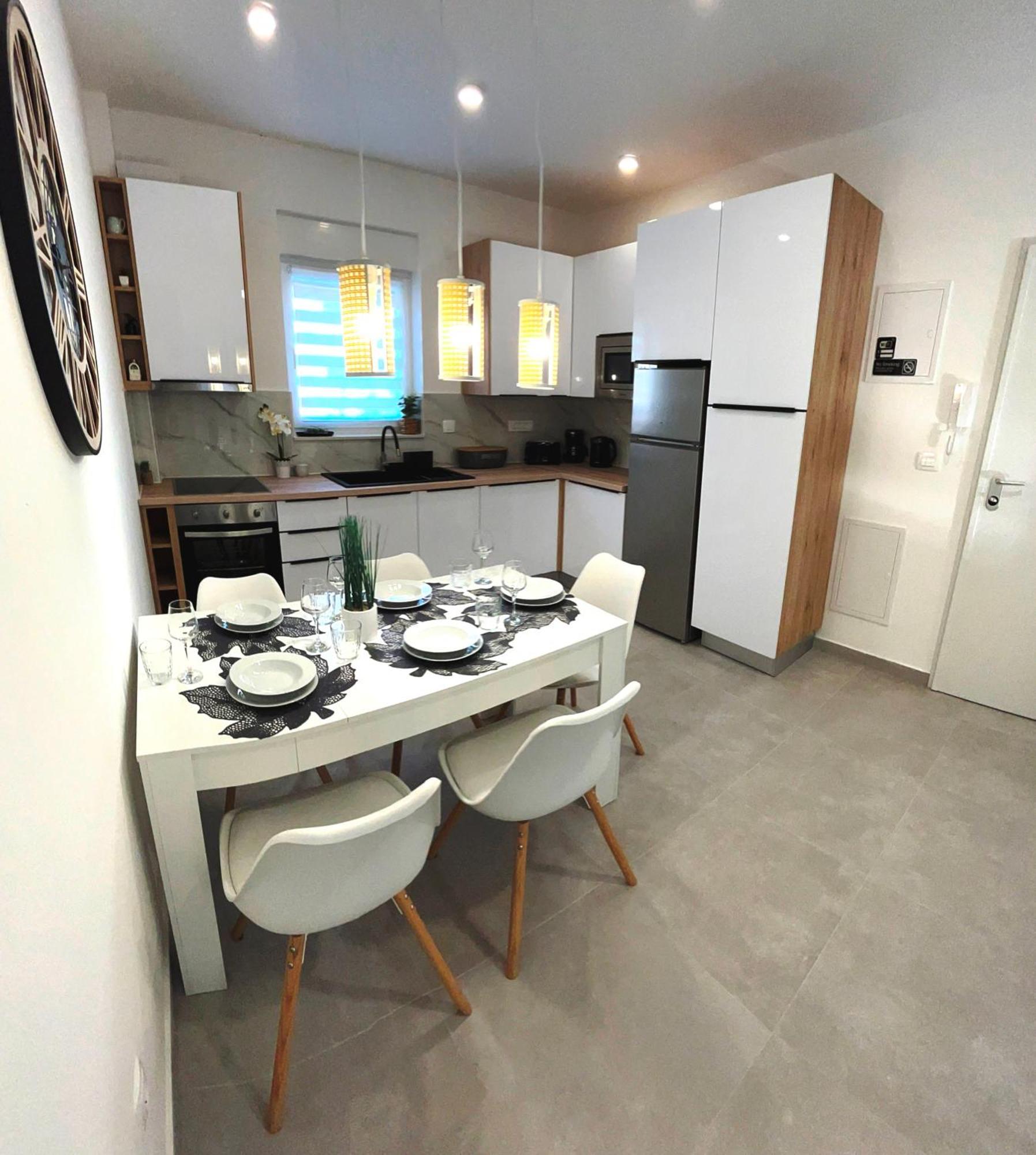 Apartments Town 2 Trogir Bagian luar foto